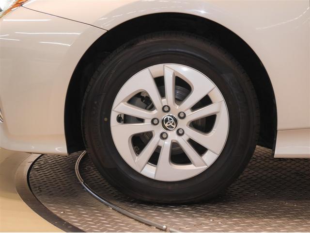 プリウス Ｓ　衝突軽減　４ｗｄ　フルセグＴＶ　エアコン　ＬＥＤヘッドライト　バックガイドモニター　クルコン　寒冷地仕様　ＥＴＣ車載器　盗難防止システム　メモリナビ　パワーステアリング　カーテンエアバック　ＡＢＳ（38枚目）