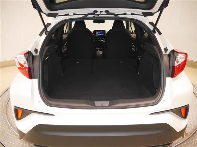 Ｃ－ＨＲ Ｓ－Ｔ　横滑防止装置　メディアプレイヤー接続　Ｂモニター　ＡＢＳ　パワーウインドウ　ＡＡＣ　盗難防止システム　クルコン　サイドエアバッグ　アルミ　キーフリー　エアバッグ　４ＷＤ　ＥＴＣ　パワステ　寒冷地仕様（9枚目）