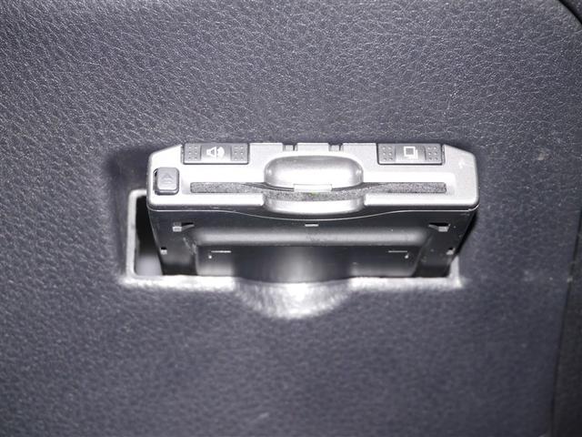 Ｃ－ＨＲ Ｓ－Ｔ　横滑防止装置　メディアプレイヤー接続　Ｂモニター　ＡＢＳ　パワーウインドウ　ＡＡＣ　盗難防止システム　クルコン　サイドエアバッグ　アルミ　キーフリー　エアバッグ　４ＷＤ　ＥＴＣ　パワステ　寒冷地仕様（28枚目）