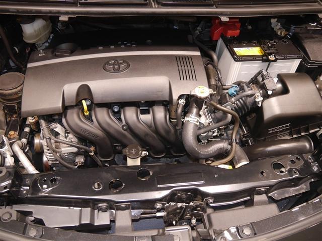 シエンタ Ｇ　クエロ　衝突被害軽減ブレーキ　両側パワースライドドア　ＬＥＤヘッドランプ　４ＷＤ　ドラレコ　寒冷地仕様　ナビ＆ＴＶ　バックカメラ　ミュージックプレイヤー接続可　ＥＴＣ　ワンセグ　メモリーナビ　盗難防止装置（11枚目）