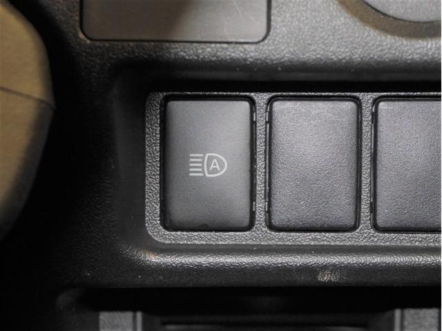 ハイエースバン ＤＸ　寒冷地仕様車　横滑り防止　イモビ　４ＷＤ　バックカメラ　キーレス　運転席エアバッグ　ミュージックプレイヤー接続可　パワーウインドウ　ＡＢＳ　エアコン　パワステ　ベンチシート　プリクラッシュセーフティー（21枚目）