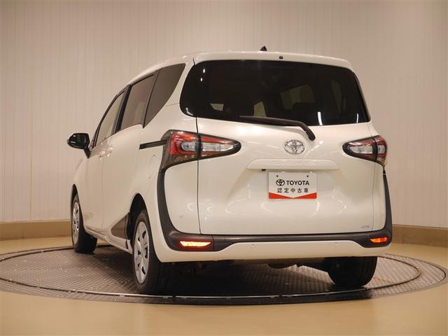 シエンタ Ｇ　衝突被害軽減　ウォークスルー　ＶＳＣ　リアカメラ　ＬＥＤライト　デュアルパワースライドドア　メディアプレイヤー接続　４ＷＤ車　キーフリーシステム　ＡＡＣ　パワーウインドウ　ＥＴＣ車載器　寒冷地　ＡＢＳ（3枚目）