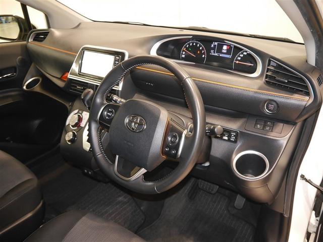 シエンタ Ｇ　衝突被害軽減　ウォークスルー　ＶＳＣ　リアカメラ　ＬＥＤライト　デュアルパワースライドドア　メディアプレイヤー接続　４ＷＤ車　キーフリーシステム　ＡＡＣ　パワーウインドウ　ＥＴＣ車載器　寒冷地　ＡＢＳ（4枚目）