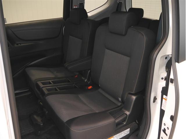 シエンタ Ｇ　衝突被害軽減　ウォークスルー　ＶＳＣ　リアカメラ　ＬＥＤライト　デュアルパワースライドドア　メディアプレイヤー接続　４ＷＤ車　キーフリーシステム　ＡＡＣ　パワーウインドウ　ＥＴＣ車載器　寒冷地　ＡＢＳ（8枚目）