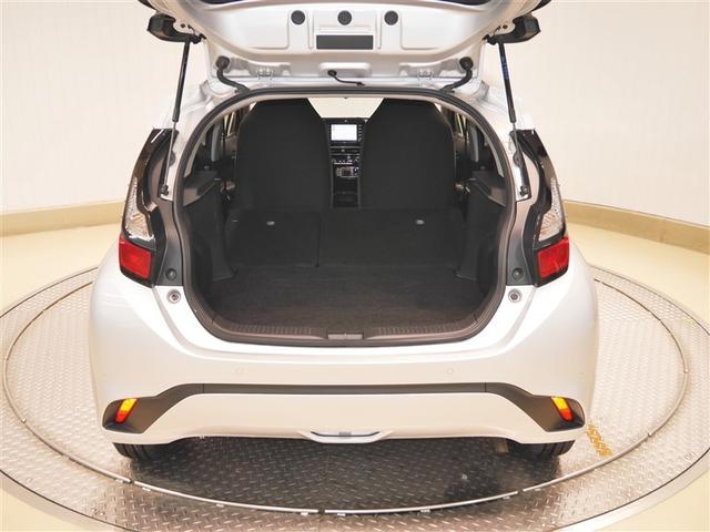 アクア Ｘ　ＡＣ１００Ｖ電源　オートエアコン　ＬＥＤヘッド　クルーズコントロール　ナビ　バックカメラ　ＥＴＣ　サイドエアバッグ　スマートキー　４ＷＤ　盗難防止システム　エアバッグ　メモリーナビ　ＥＳＣ　ＡＢＳ（9枚目）