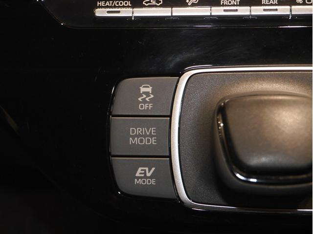 アクア Ｘ　ＡＣ１００Ｖ電源　オートエアコン　ＬＥＤヘッド　クルーズコントロール　ナビ　バックカメラ　ＥＴＣ　サイドエアバッグ　スマートキー　４ＷＤ　盗難防止システム　エアバッグ　メモリーナビ　ＥＳＣ　ＡＢＳ（17枚目）