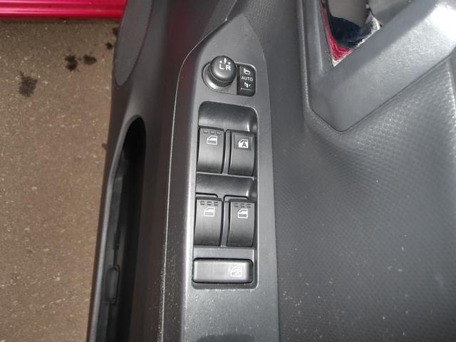 ミライース G SAIII 4WD スマートアシスト LEDヘッドライト オートライト オートエアコン CDチューナー 運転席助手席シートヒーター リモコンエンジンスターター 電動格納ドアミラー キーフリーシステム(26枚目)