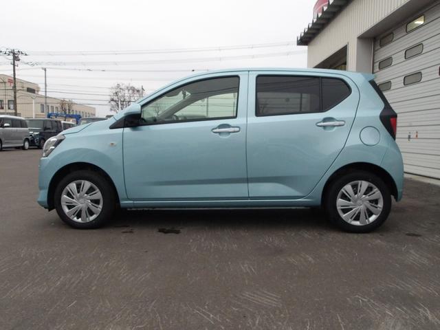 ミライース Ｘ　ＳＡＩＩＩ　４ＷＤ　スマートアシスト　ＬＥＤヘッドライト　オートライト　エアコン　オーディオレス　デジタルメーター　キーレスエントリー　電動格納ドアミラー　アイドリングストップ　ＶＳＣ（横滑り抑制機能）（4枚目）