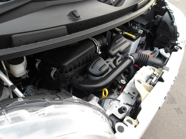 ムーヴキャンバス ストライプスＧ　４ＷＤ　スマートアシスト　両側パワースライドドア　ＬＥＤヘッドライト　オートライト　ＣＤチューナー　運転席助手席シートヒーター　オートエアコン　電動パーキングブレーキ　前後コーナーセンサー（30枚目）