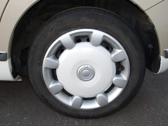 ムーヴキャンバス ＧブラックアクセントＶＳ　ＳＡＩＩＩ　４ＷＤ　スマートアシスト　両側パワースライドドア　ダイハツ純正ナビ　リモコンエンジンスターター　オートエアコン　キーフリーシステム　ＬＥＤヘッドライト　アイドリングストップ　ＶＳＣ（横滑り抑制機能）（19枚目）