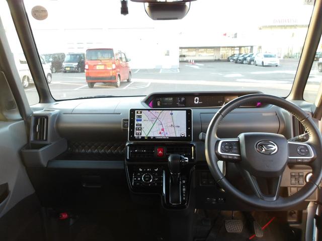 タント カスタムＲＳ　４ＷＤ　ターボ　両側パワースライドドア　ＬＥＤヘッドライト　オートライト　オートエアコン　ダイハツ純正ナビ　リモコンエンジンスターター　キーフリーシステム　アイドリングストップ　アルミホイール（10枚目）