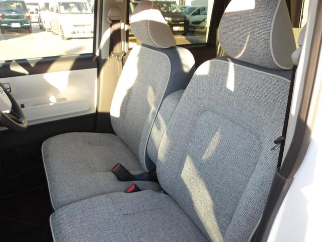 ムーヴキャンバス ストライプスＧ　４ＷＤ　両側パワースライドドア　ＬＥＤヘッドライト　オートライト　オートエアコン　スマホ連携ディスプレイオーディオ　バックモニター　運転席助手席シートヒーター　キーフリーシステム（9枚目）