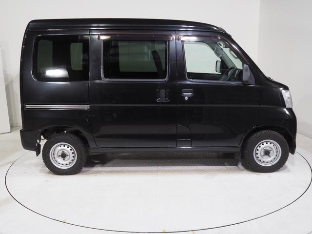 ハイゼットカーゴ ＤＸ　パートタイム４ＷＤ　両側スライドドア　カーナビ　バックモニター　リモコンエンジンスターター　キーレスエントリー　運転席助手席パワーウィンドウ　エアコン（4枚目）