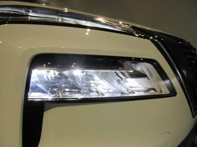 エクストレイル １．５　Ｇ　ｅ－４ＯＲＣＥ　４ＷＤ　アダブティブＬＥＤヘッドライトシステム（20枚目）