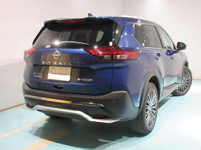 エクストレイル １．５　ＡＵＴＥＣＨ　アドバンスト　パッケージ　ｅ－４ＯＲＣＥ　４ＷＤ　アラウンドビューモニター（3枚目）