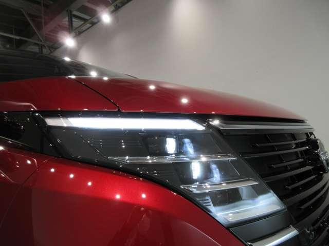 セレナ 2.0 ハイウェイスターV 4WD アラウンドビューモニター NCナビ(16枚目)