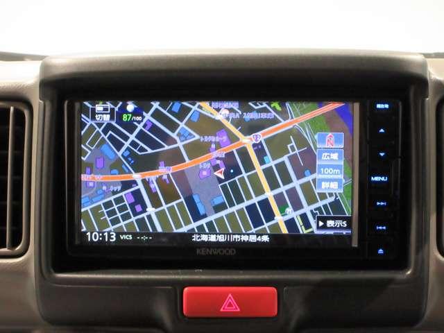 メモリーナビ付きです。知らない場所にお出かけの際には非常に活躍します。