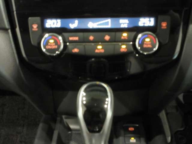 エクストレイル ２．０　２０Ｘｉ　Ｖセレクション　２列車　４ＷＤ　アラウンドビューモニター（8枚目）