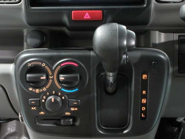 クリッパーバン 660 DX GLパッケージ ハイルーフ 4WD オリジナルナビ(7枚目)