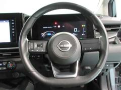 ハンズフリー対応でストレスなく電話対応も可能です。 5