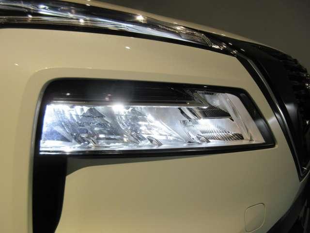 エクストレイル １．５　Ｇ　ｅ－４ＯＲＣＥ　４ＷＤ　アダブティブＬＥＤヘッドライトシステム（19枚目）