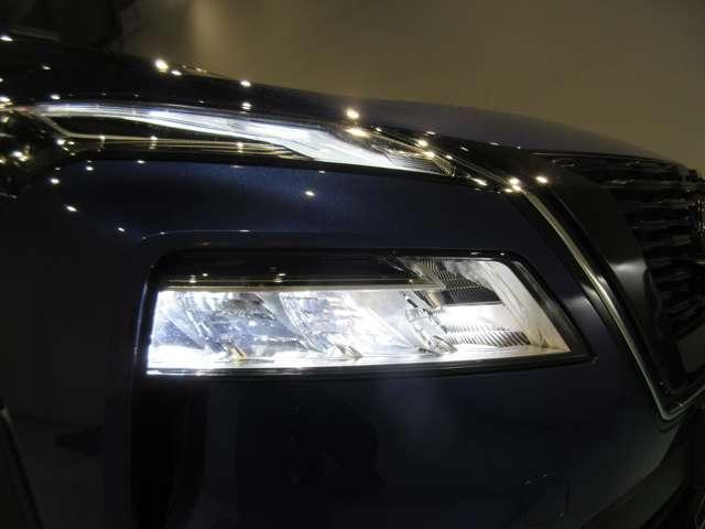 エクストレイル １．５　Ｇ　ｅ－４ＯＲＣＥ　４ＷＤ　アダブティブＬＥＤヘッドライトシステム（16枚目）