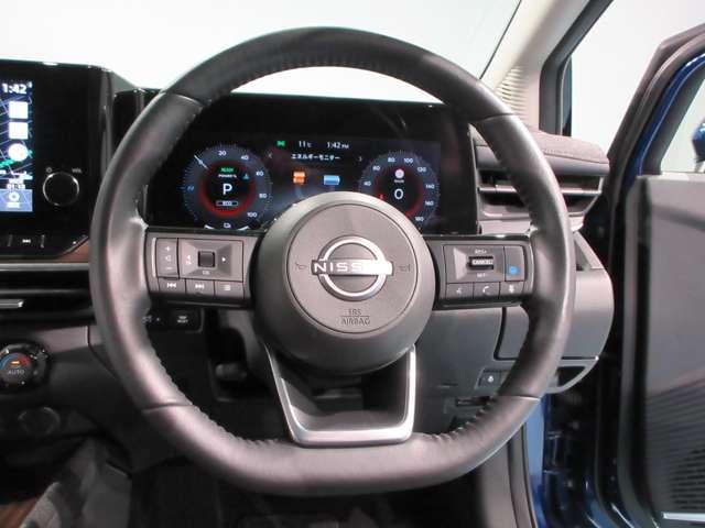 オーラ 1.2 G FOUR レザーエディション 4WD NCナビ アラウンドビューモニター(5枚目)
