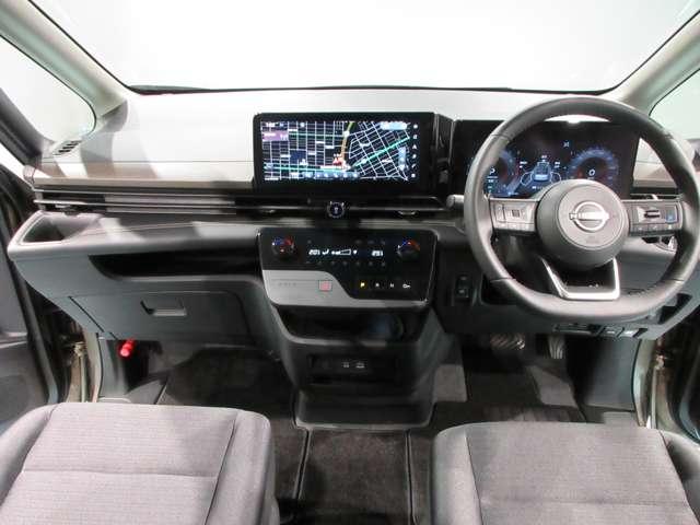 セレナ 2.0 ハイウェイスターV 4WD アラウンドビューモニター NCナビ(5枚目)