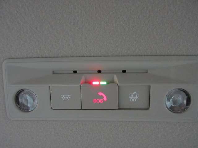 セレナ ２．０　ハイウェイスターＶ　４ＷＤ　アラウンドビューモニター（12枚目）