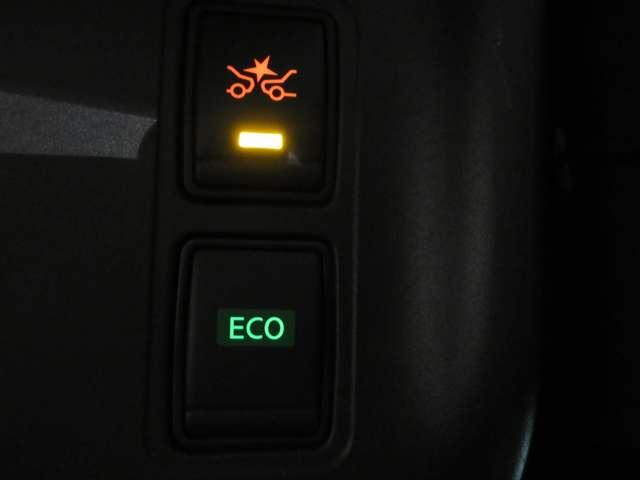 セレナ ２．０　ハイウェイスター　ＶセレクションＩＩ　４ＷＤ　アラウンドビューモニター（19枚目）