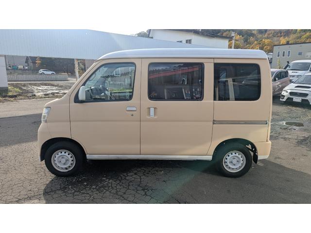 ハイゼットカーゴ スペシャル 色替車 社外ナビ テレビ CD DVD エンジンスターター 社外キーレス キッチンカー仕様(9枚目)