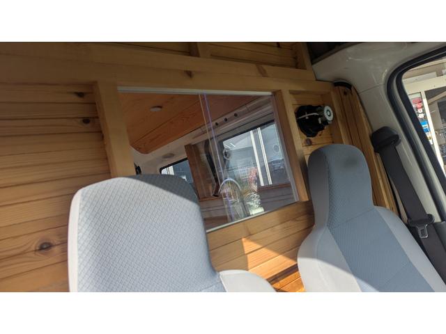 ハイゼットカーゴ スペシャル 色替車 社外ナビ テレビ CD DVD エンジンスターター 社外キーレス キッチンカー仕様(13枚目)