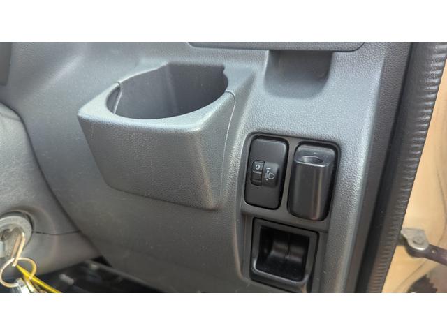 ハイゼットカーゴ スペシャル 色替車 社外ナビ テレビ CD DVD エンジンスターター 社外キーレス キッチンカー仕様(33枚目)