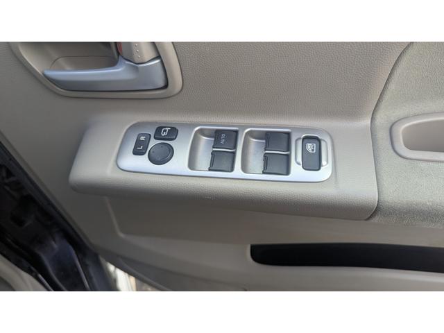 ご覧頂き誠に有り難うございます。どんな小さな点でも、どんな事でもお答えいたします!是非お問い合わせください!ご不明点があればすぐに解決しましょう!!車選びはタイミングと直感が大切です!