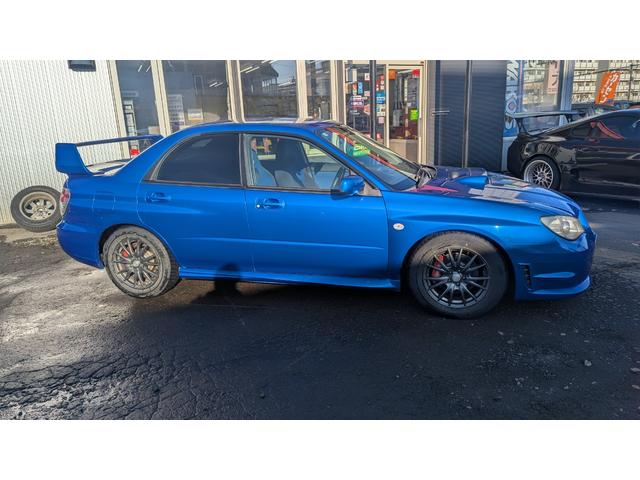 インプレッサ ＷＲＸ　５速マニュアル　４ＷＤ　ナビ　フルセグテレビ　ＤＶＤ再生ＯＫ　キーレスキー（3枚目）