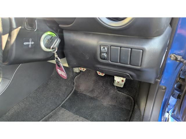 インプレッサ ＷＲＸ　５速マニュアル　４ＷＤ　ナビ　フルセグテレビ　ＤＶＤ再生ＯＫ　キーレスキー（24枚目）