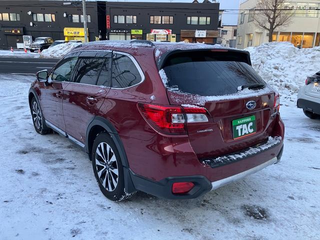 レガシィアウトバック リミテッド　４ＷＤ　純正ナビ　バックカメラ　パワーバックドア　革シート　プッシュスタート　スマートキー（17枚目）