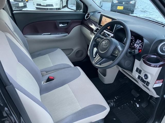 キャスト スタイルＧ　ＳＡＩＩＩ　４ＷＤ　社外ナビ　ＴＶ　パノラマモニター　ＬＥＤヘッドライト　プッシュスタート　スマートキー　ＬＥＤフォグ　スマートアシスト（2枚目）