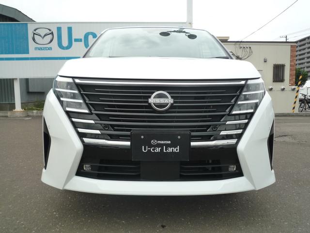 セレナ ハイウェイスターＶ　４ＷＤ　ＥＴＣ　バックカメラ　ナビ　クリアランスソナー　オートクルーズコントロール　衝突被害軽減システム　両側電動スライドドア　オートマチックハイビーム　オートライト　ＬＥＤヘッドランプ　スマートキー（14枚目）