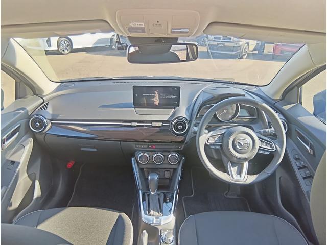 ＭＡＺＤＡ２ １５　ＢＤ　ｉセレクション　４ＷＤ　ドライブレコーダー　ＥＴＣ　全周囲カメラ　ナビ　ＴＶ　クリアランスソナー　レーンアシスト　衝突被害軽減システム　アルミホイール　オートライト　ＬＥＤヘッドランプ　スマートキー（2枚目）