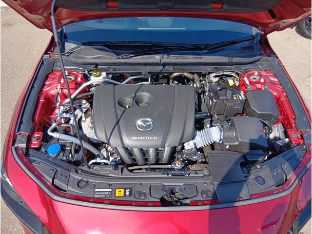ＭＡＺＤＡ３ファストバック ２０Ｓバーガンディ　セレクション　４ＷＤ　ドライブレコーダー　ＥＴＣ　全周囲カメラ　ＴＶ　クリアランスソナー　オートクルーズコントロール　衝突被害軽減システム　アルミホイール　オートマチックハイビーム　オートライト　ＬＥＤヘッドランプ（17枚目）