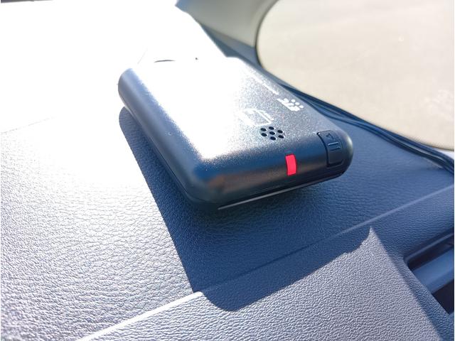 セレナ ハイウェイスターＶ　４ＷＤ　ＥＴＣ　バックカメラ　ナビ　クリアランスソナー　オートクルーズコントロール　衝突被害軽減システム　両側電動スライドドア　ＬＥＤヘッドランプ　スマートキー　アイドリングストップ　シートヒーター（5枚目）