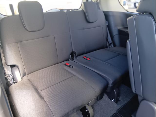 セレナ ハイウェイスターＶ　４ＷＤ　ＥＴＣ　バックカメラ　ナビ　クリアランスソナー　オートクルーズコントロール　衝突被害軽減システム　両側電動スライドドア　ＬＥＤヘッドランプ　スマートキー　アイドリングストップ　シートヒーター（10枚目）