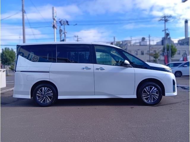 セレナ ハイウェイスターＶ　４ＷＤ　ＥＴＣ　バックカメラ　ナビ　クリアランスソナー　オートクルーズコントロール　衝突被害軽減システム　両側電動スライドドア　ＬＥＤヘッドランプ　スマートキー　アイドリングストップ　シートヒーター（13枚目）