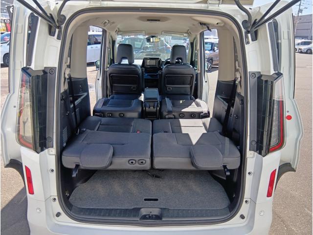 セレナ ハイウェイスターＶ　４ＷＤ　ＥＴＣ　バックカメラ　ナビ　クリアランスソナー　オートクルーズコントロール　衝突被害軽減システム　両側電動スライドドア　ＬＥＤヘッドランプ　スマートキー　アイドリングストップ　シートヒーター（18枚目）