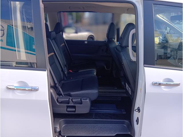 セレナ ハイウェイスターＶ　４ＷＤ　ＥＴＣ　バックカメラ　ナビ　クリアランスソナー　オートクルーズコントロール　衝突被害軽減システム　両側電動スライドドア　ＬＥＤヘッドランプ　スマートキー　アイドリングストップ　シートヒーター（24枚目）