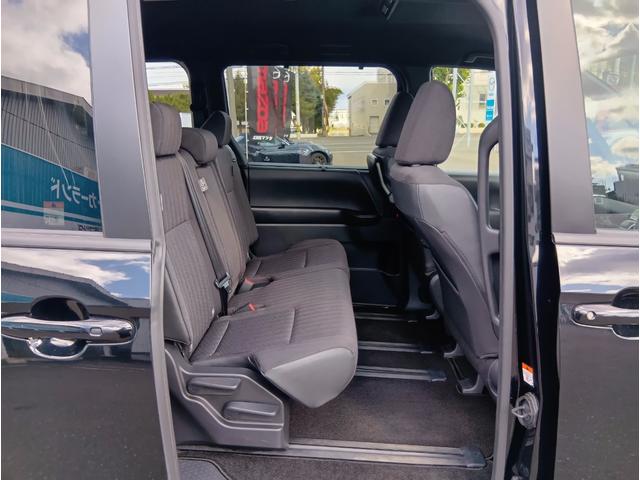 ノア Ｓ－Ｇ　４ＷＤ　バックカメラ　ナビ　ＴＶ　オートクルーズコントロール　レーンアシスト　衝突被害軽減システム　両側スライド・片側電動　オートマチックハイビーム　オートライト　ＬＥＤヘッドランプ　スマートキー（9枚目）