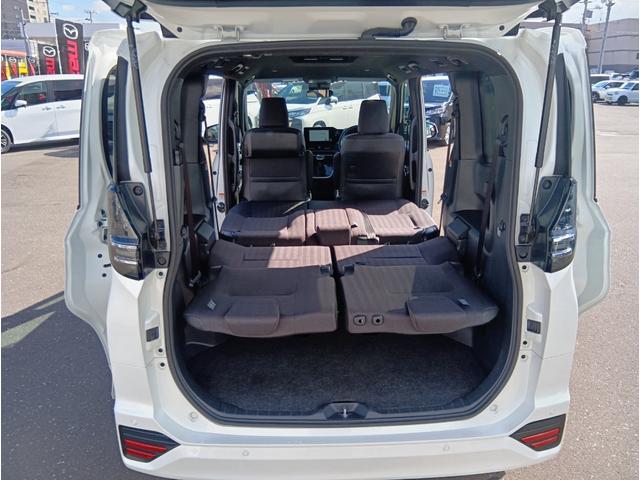 ヴォクシー S-G 4WD ETC バックカメラ ナビ TV オートクルーズコントロール レーンアシスト 衝突被害軽減システム 両側電動スライドドア オートマチックハイビーム LEDヘッドランプ スマートキー(21枚目)