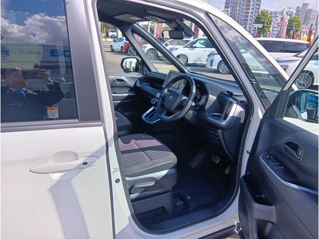 ヴォクシー S-G 4WD ETC バックカメラ ナビ TV オートクルーズコントロール レーンアシスト 衝突被害軽減システム 両側電動スライドドア オートマチックハイビーム LEDヘッドランプ スマートキー(24枚目)