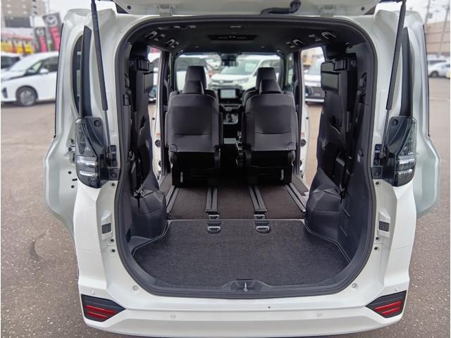 ヴォクシー S-Z 4WD ETC バックカメラ TV クリアランスソナー オートクルーズコントロール レーンアシスト 衝突被害軽減システム 両側電動スライドドア オートマチックハイビーム オートライト(18枚目)